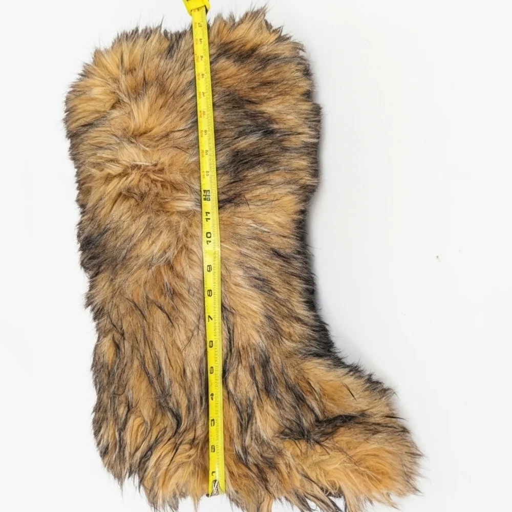 Source Unknown size 38